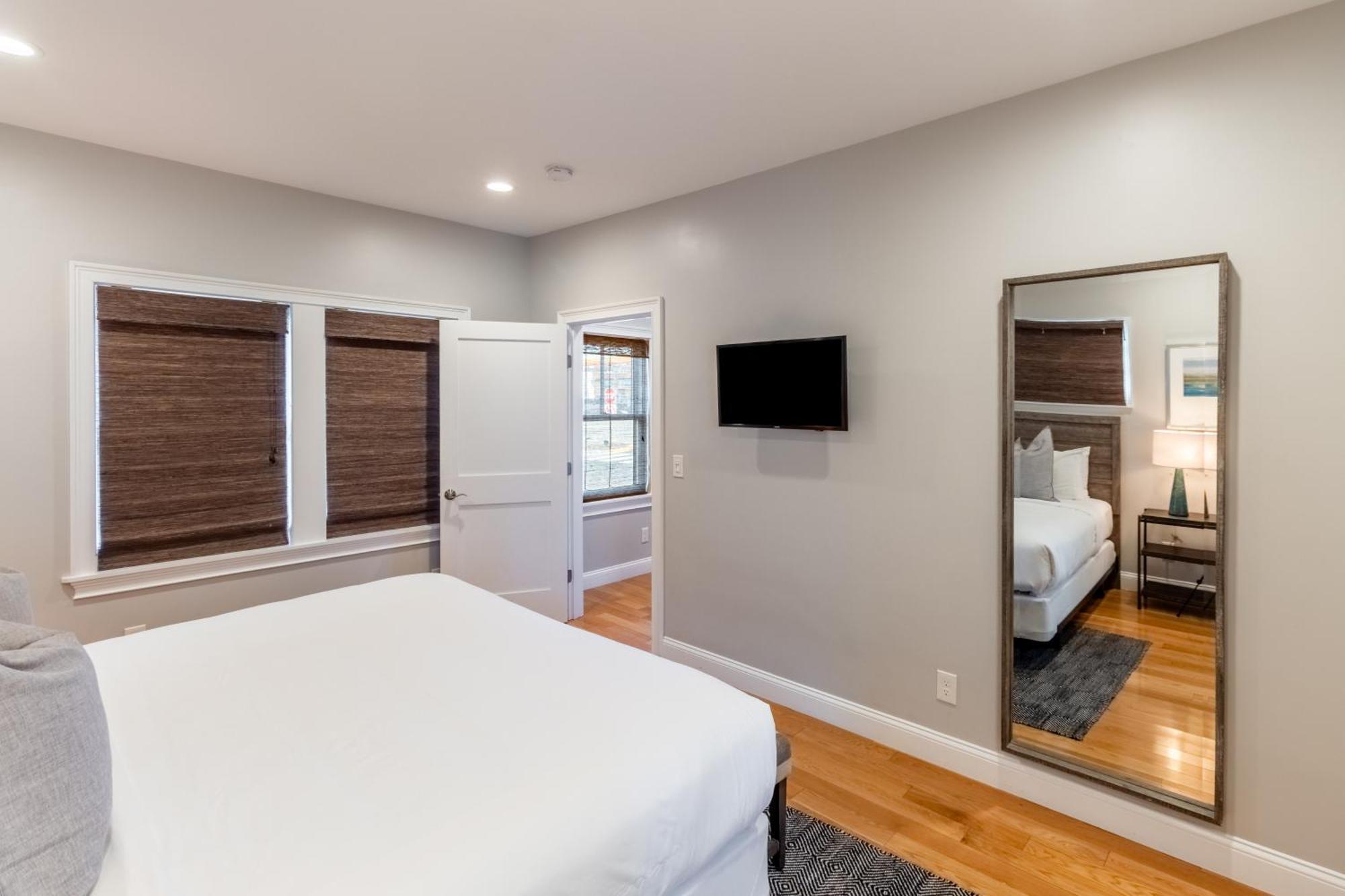 The Newport Lofts - 595 Thames Street Villa Eksteriør billede